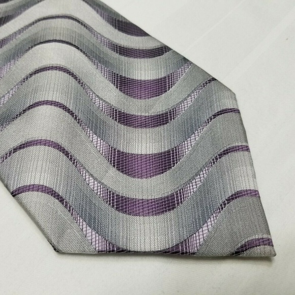 Bruno Conte Other - Purple & Silver Gray Silk BRUNO CONTE Wavy Tie
